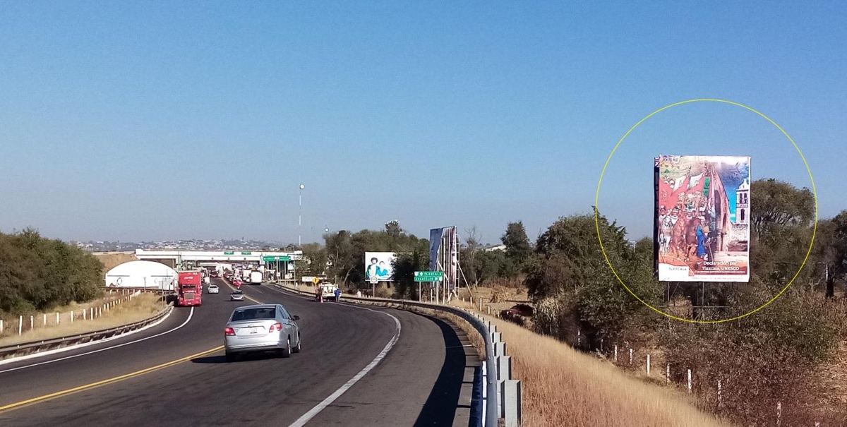 Espectacular TLX-Q en Autopista Puebla–Tlaxcala km 7.750, caseta de cobro, Zacatelco